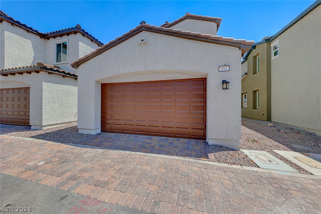 193 Vanhoy Avenue