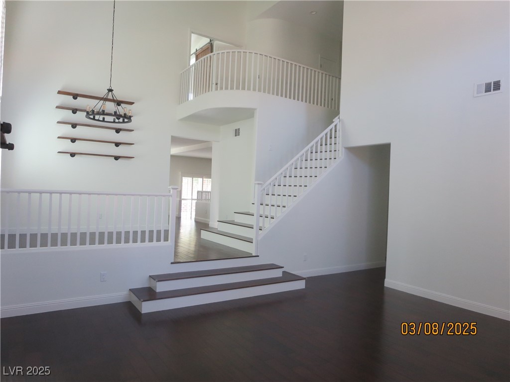 499 Holly Hunt Street