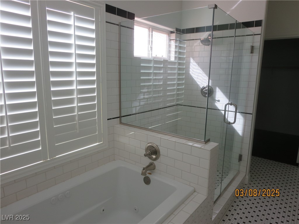 499 Holly Hunt Street