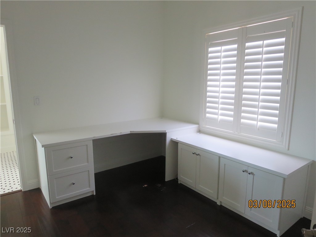 499 Holly Hunt Street