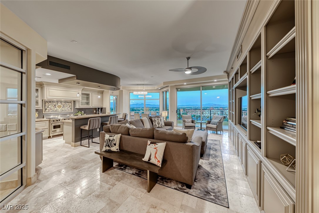 9101 Alta Drive 507