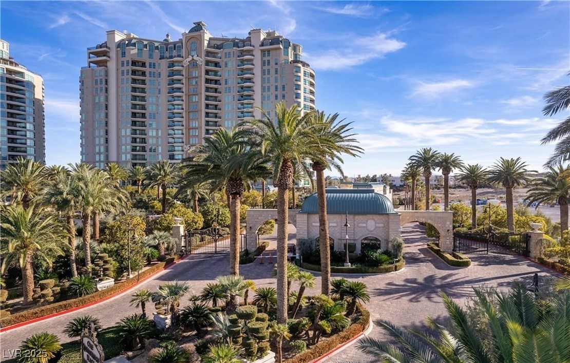 9101 Alta Drive 507