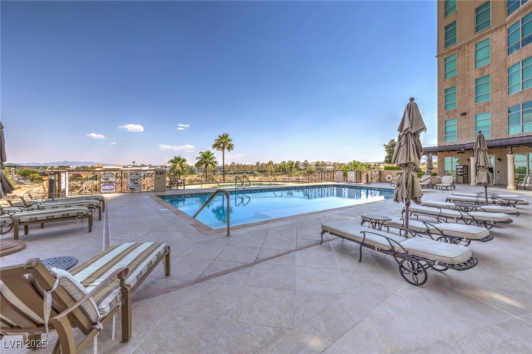 9101 Alta Drive 507