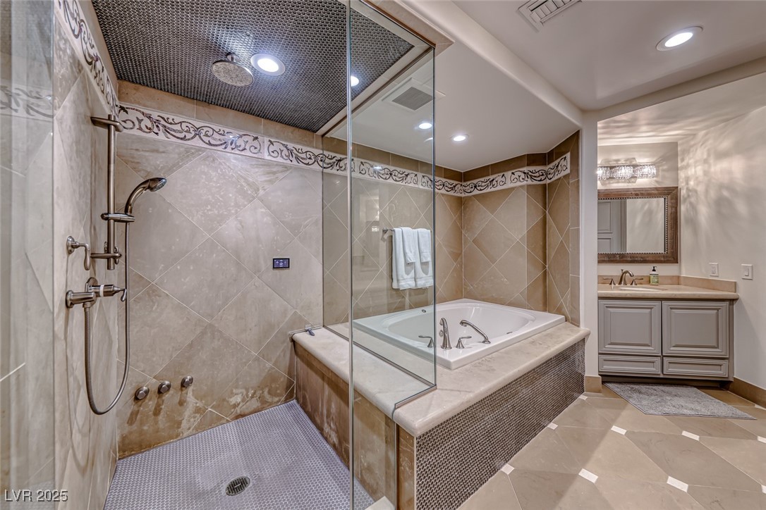 9101 Alta Drive 507