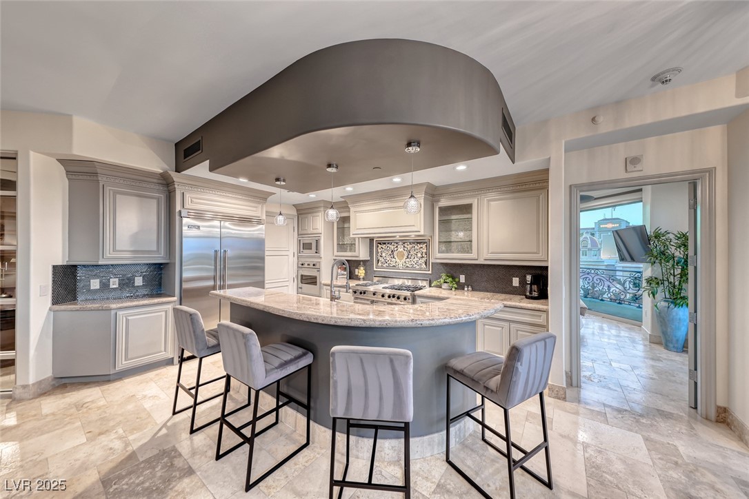 9101 Alta Drive 507