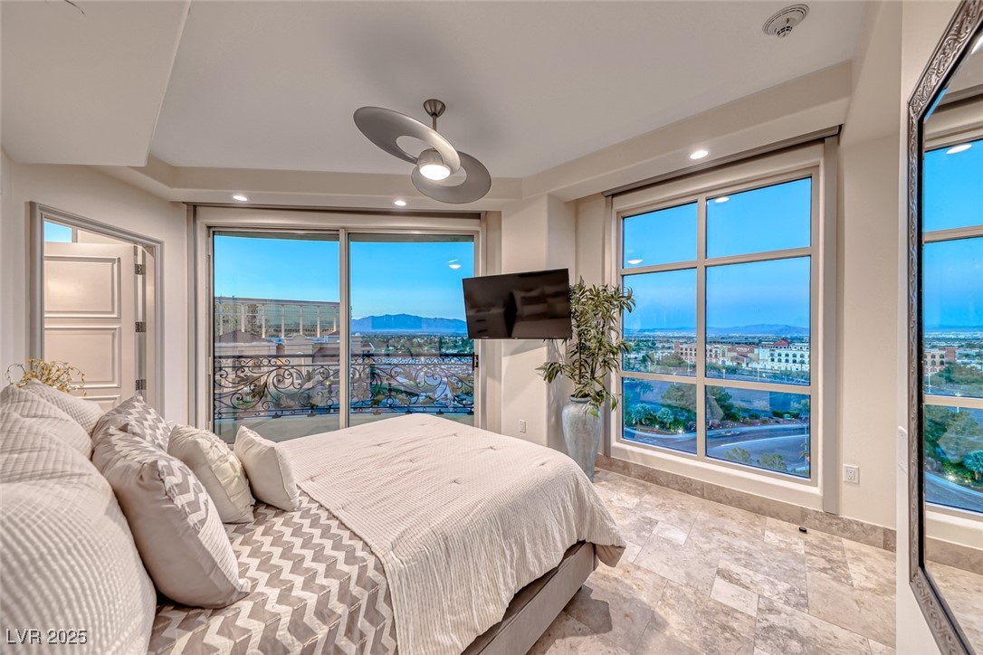 9101 Alta Drive 507