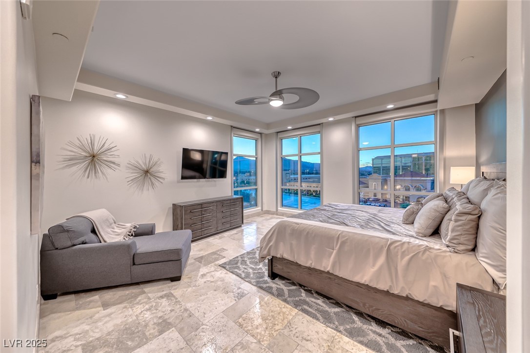9101 Alta Drive 507