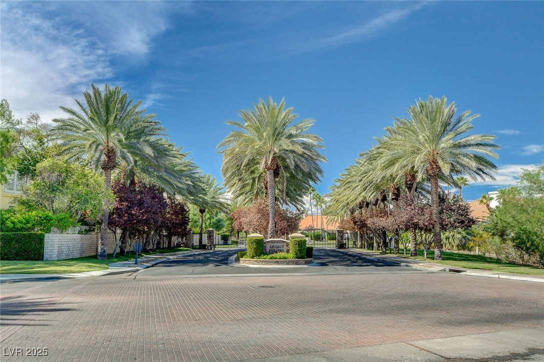 1825 Indian Bend Drive