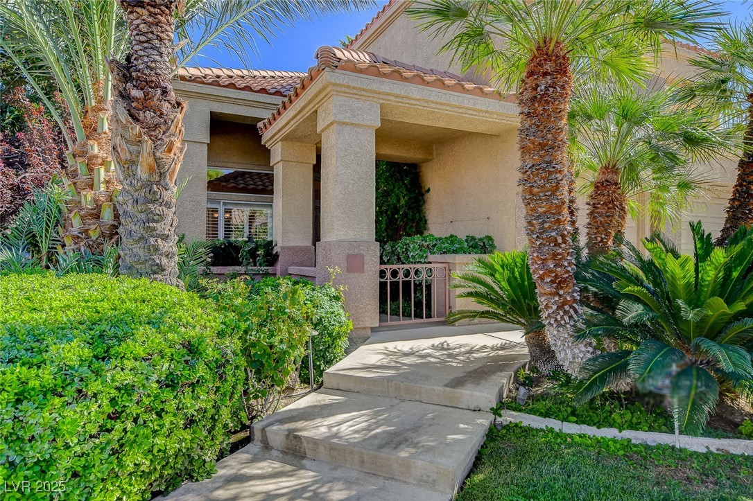 1825 Indian Bend Drive