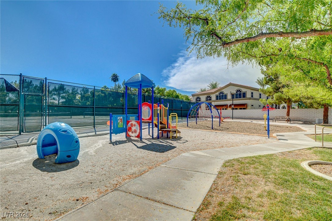 1825 Indian Bend Drive