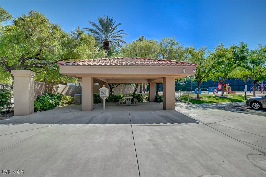 1825 Indian Bend Drive