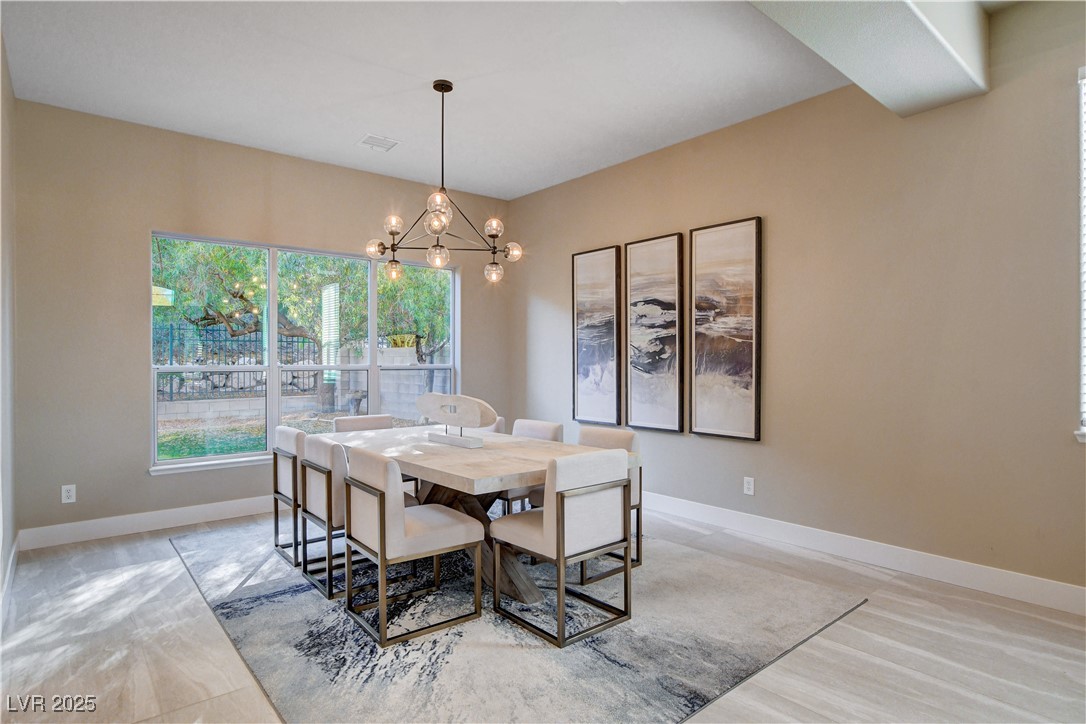 1543 VIA SALARIA Court