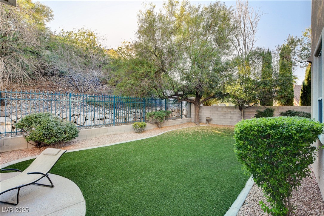 1543 VIA SALARIA Court
