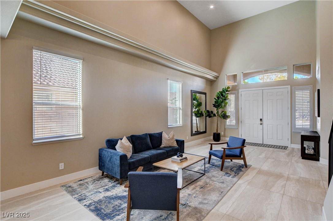 1543 VIA SALARIA Court
