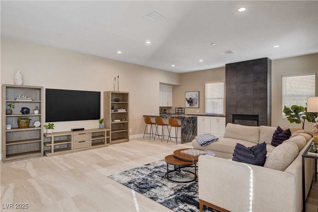 1543 VIA SALARIA Court