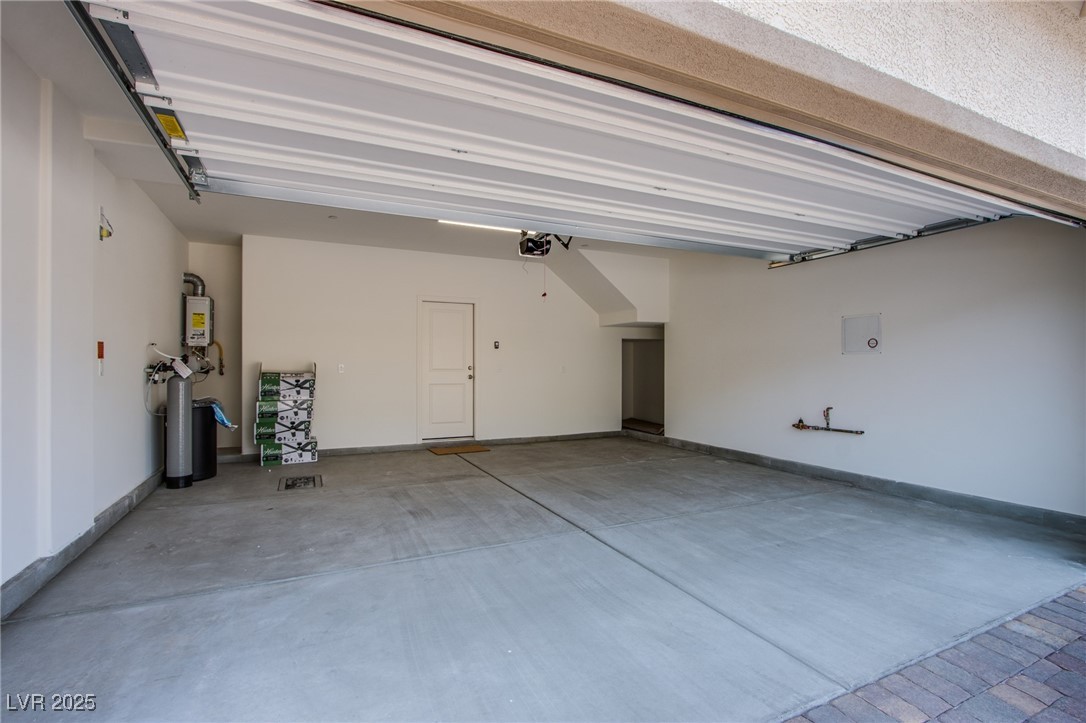 2758 Pellaro Walk