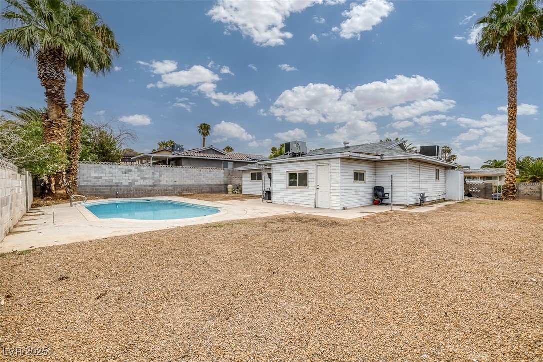 4161 Oxnard Circle