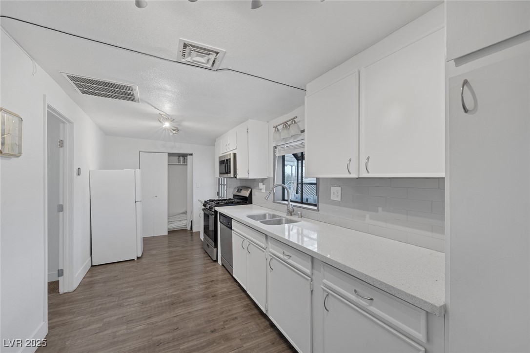 4161 Oxnard Circle