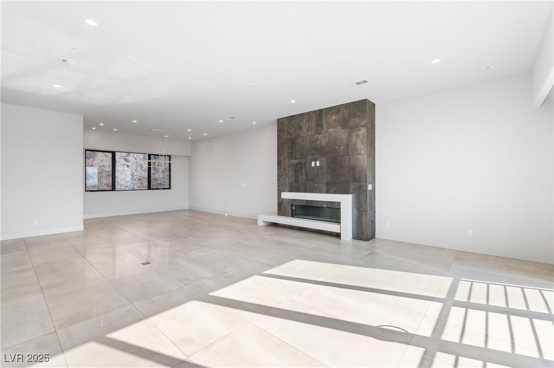 386 Tranquil Peak Court