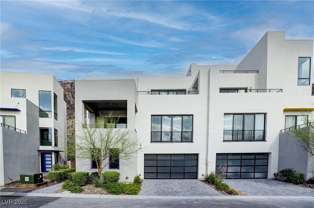 386 Tranquil Peak Court