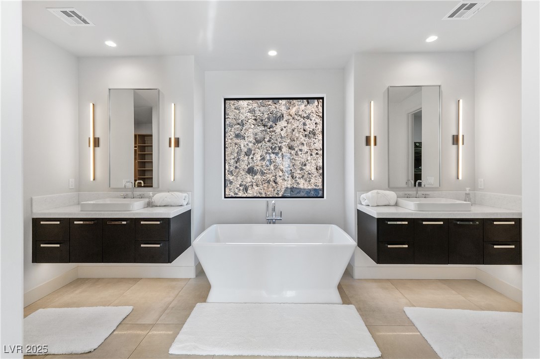 386 Tranquil Peak Court