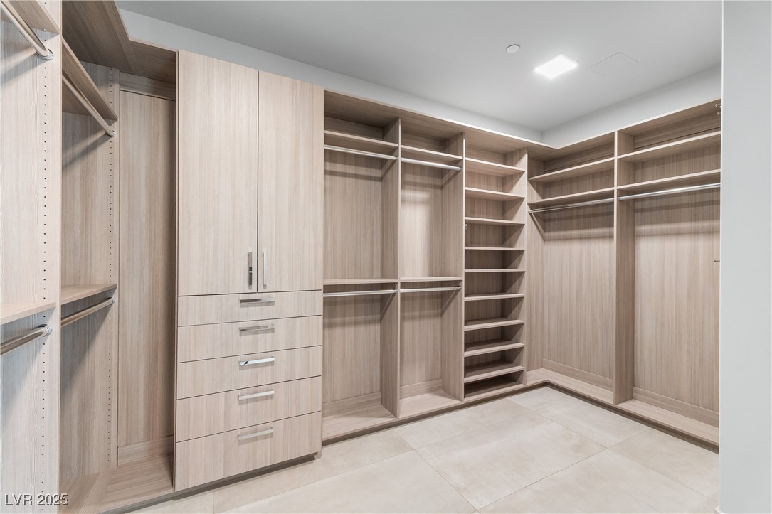 386 Tranquil Peak Court