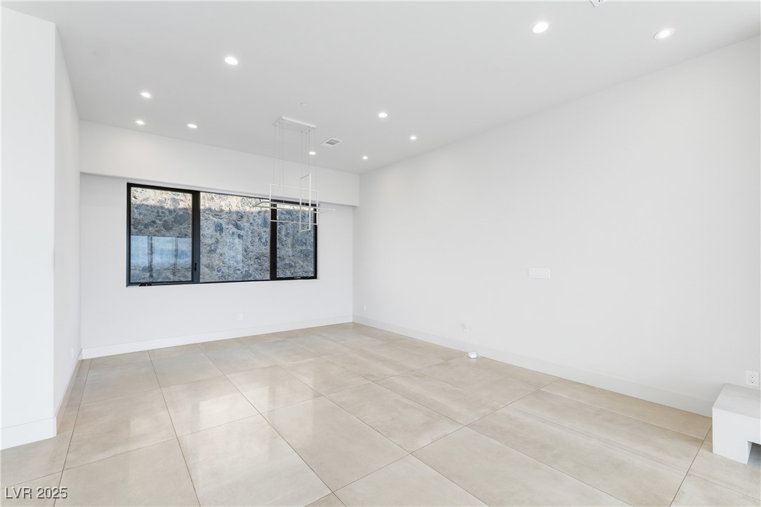 386 Tranquil Peak Court