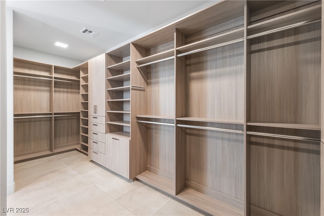 386 Tranquil Peak Court