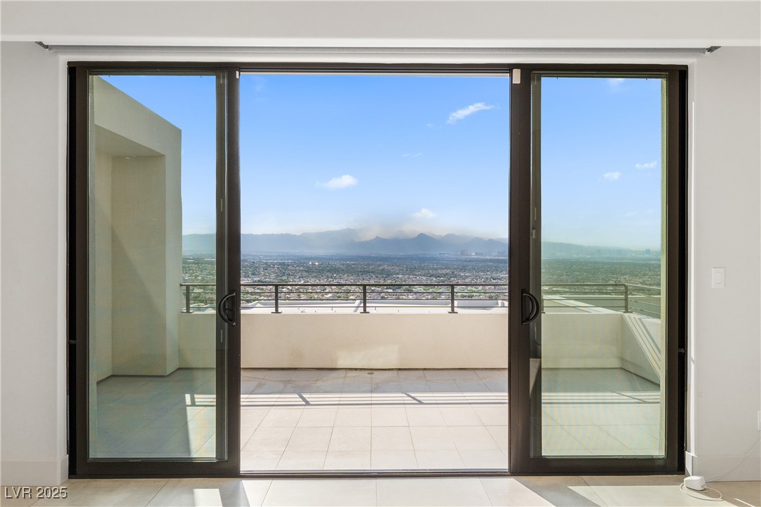 386 Tranquil Peak Court