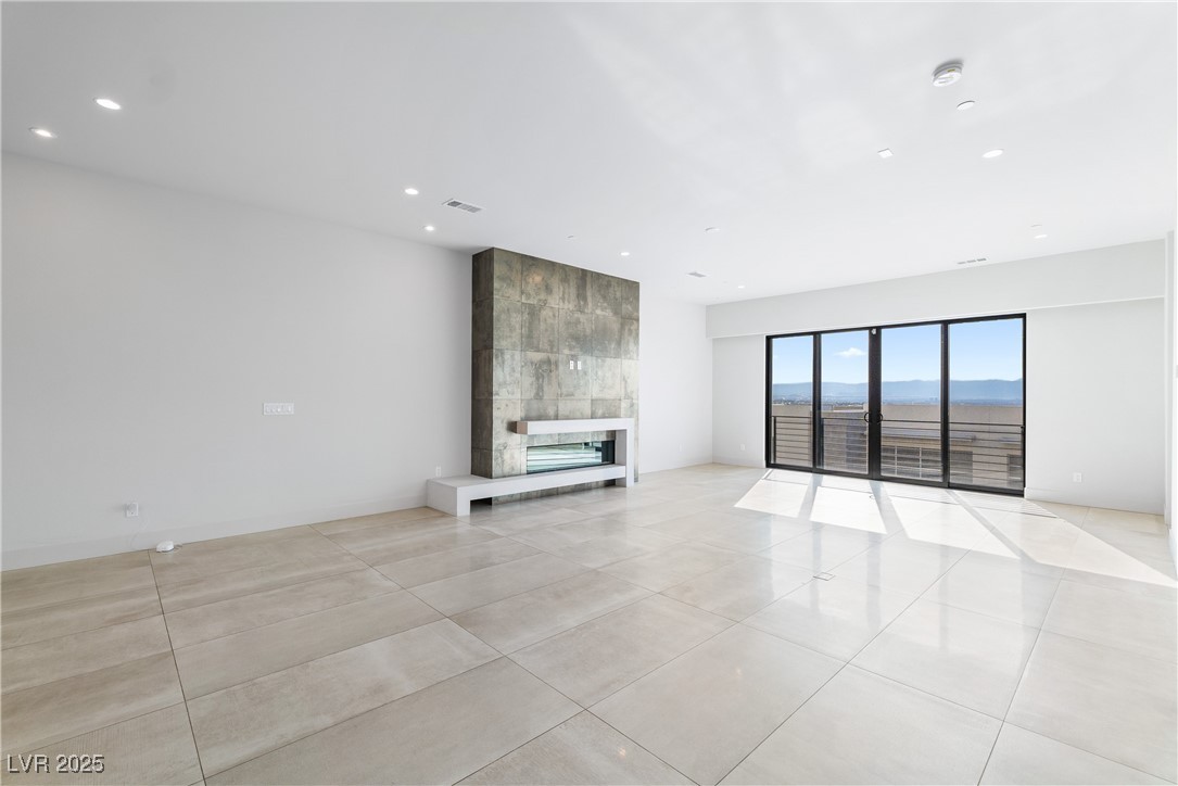 386 Tranquil Peak Court