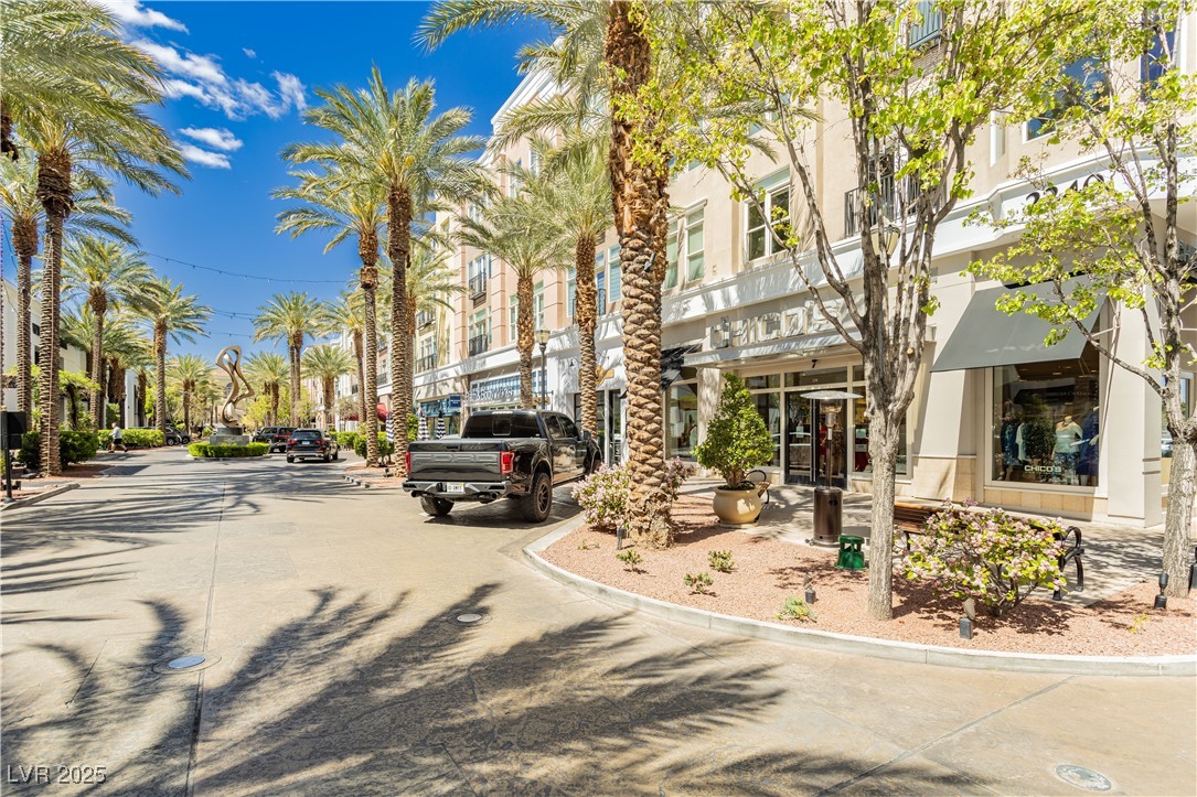 2240 Village Walk Drive 2205