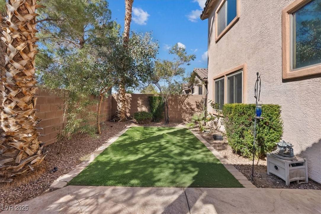 11205 Prado Del Rey Lane