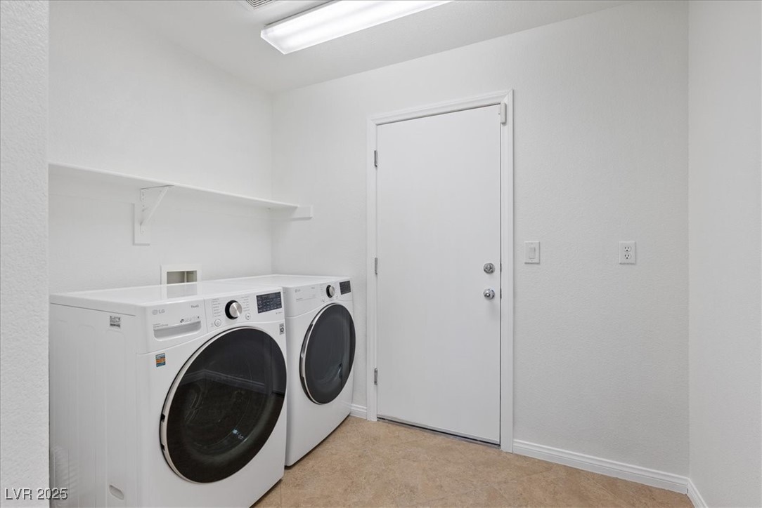 11205 Prado Del Rey Lane