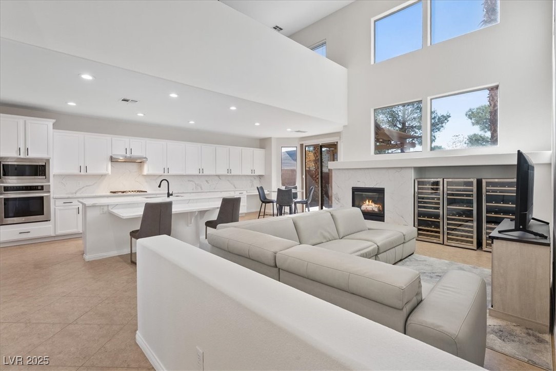 11205 Prado Del Rey Lane