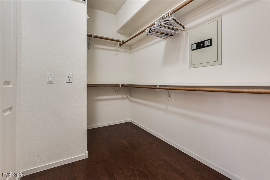 1594 Livingston Drive