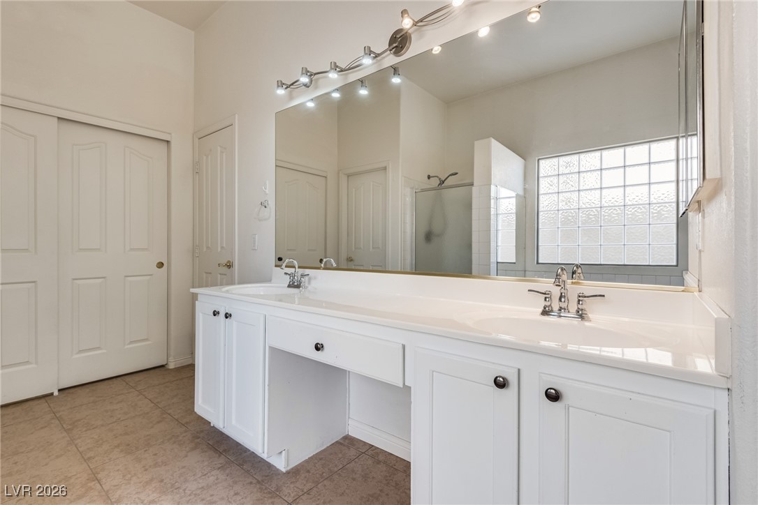 1594 Livingston Drive