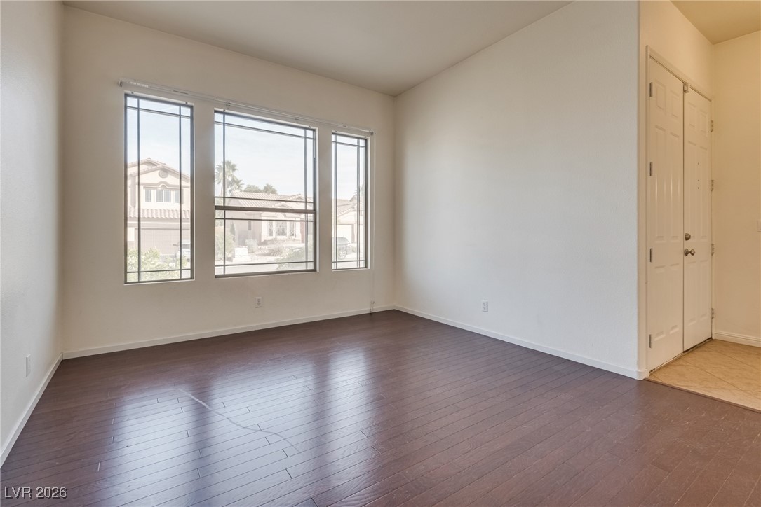 1594 Livingston Drive