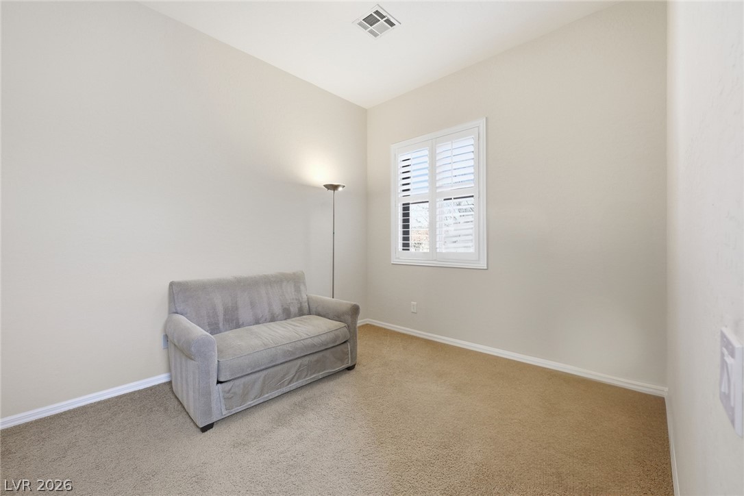 2677 La Boutique Street