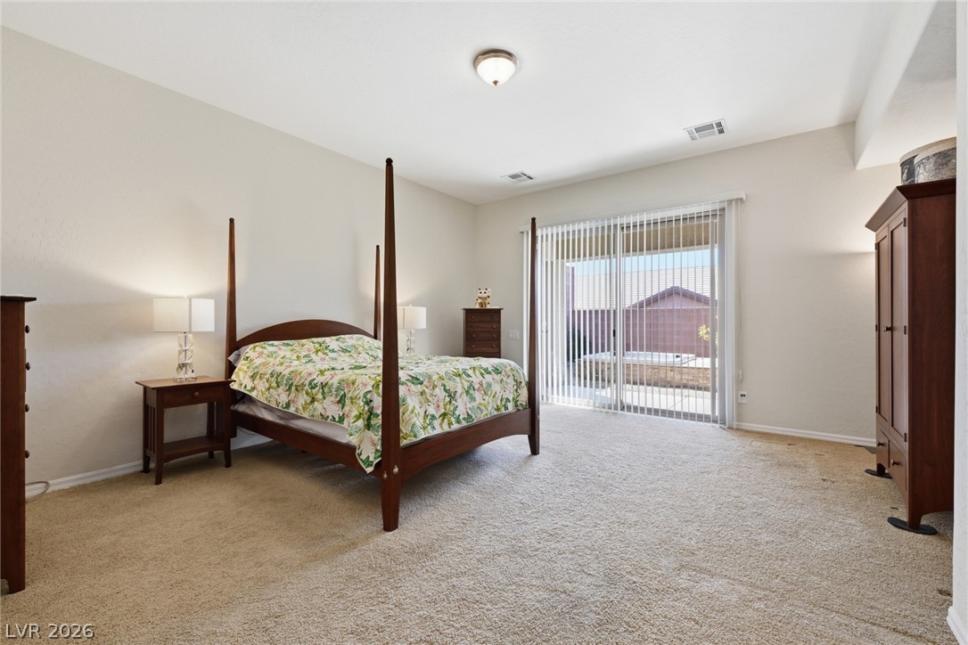 2677 La Boutique Street