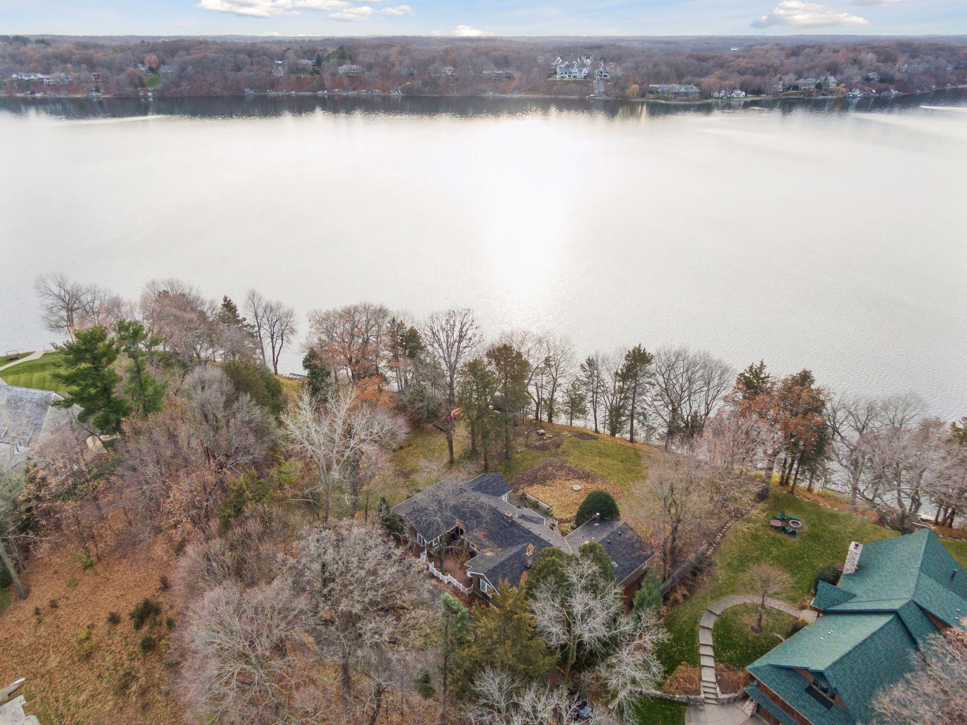 27940 Smithtown Road
