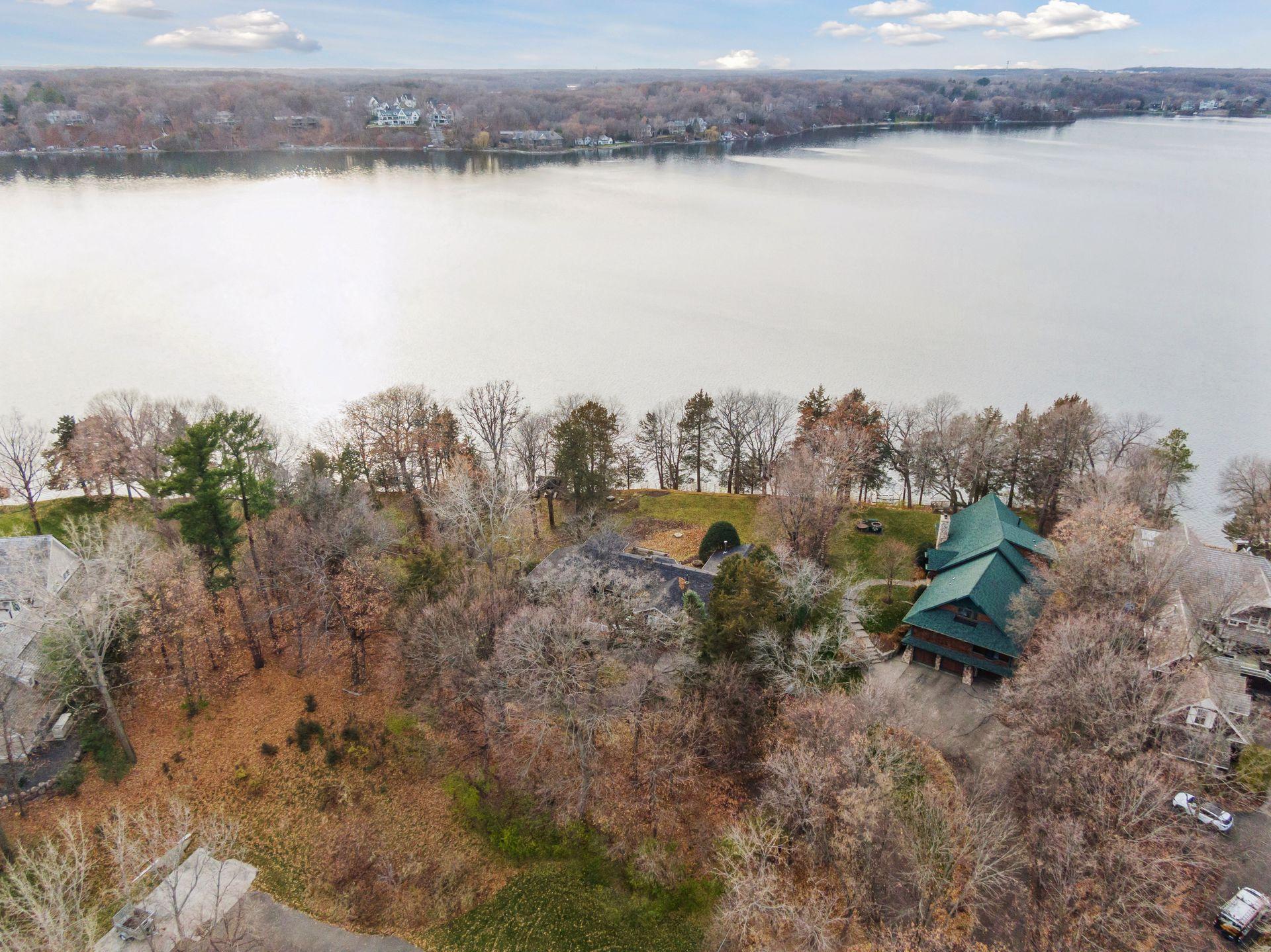 27940 Smithtown Road