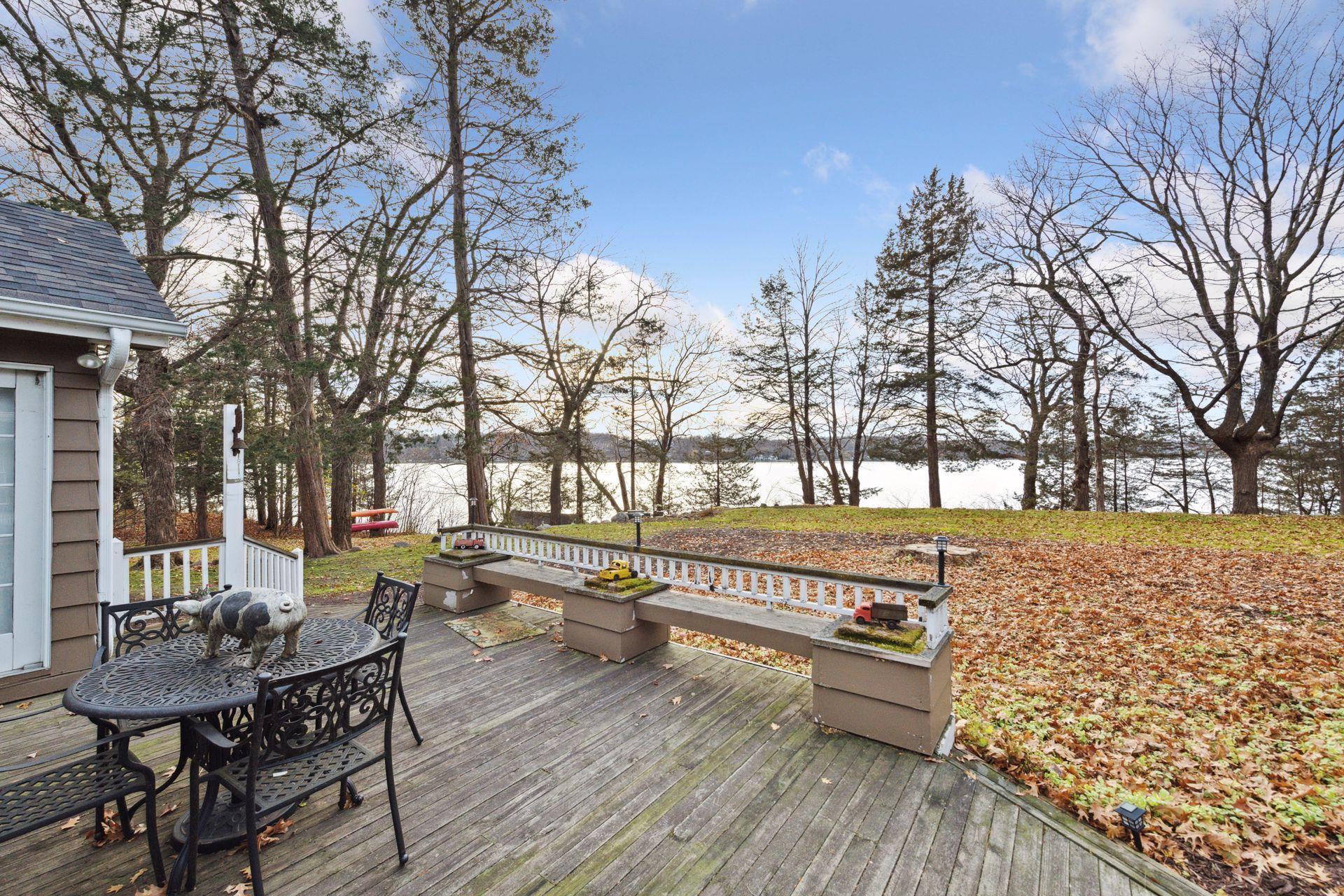 27940 Smithtown Road