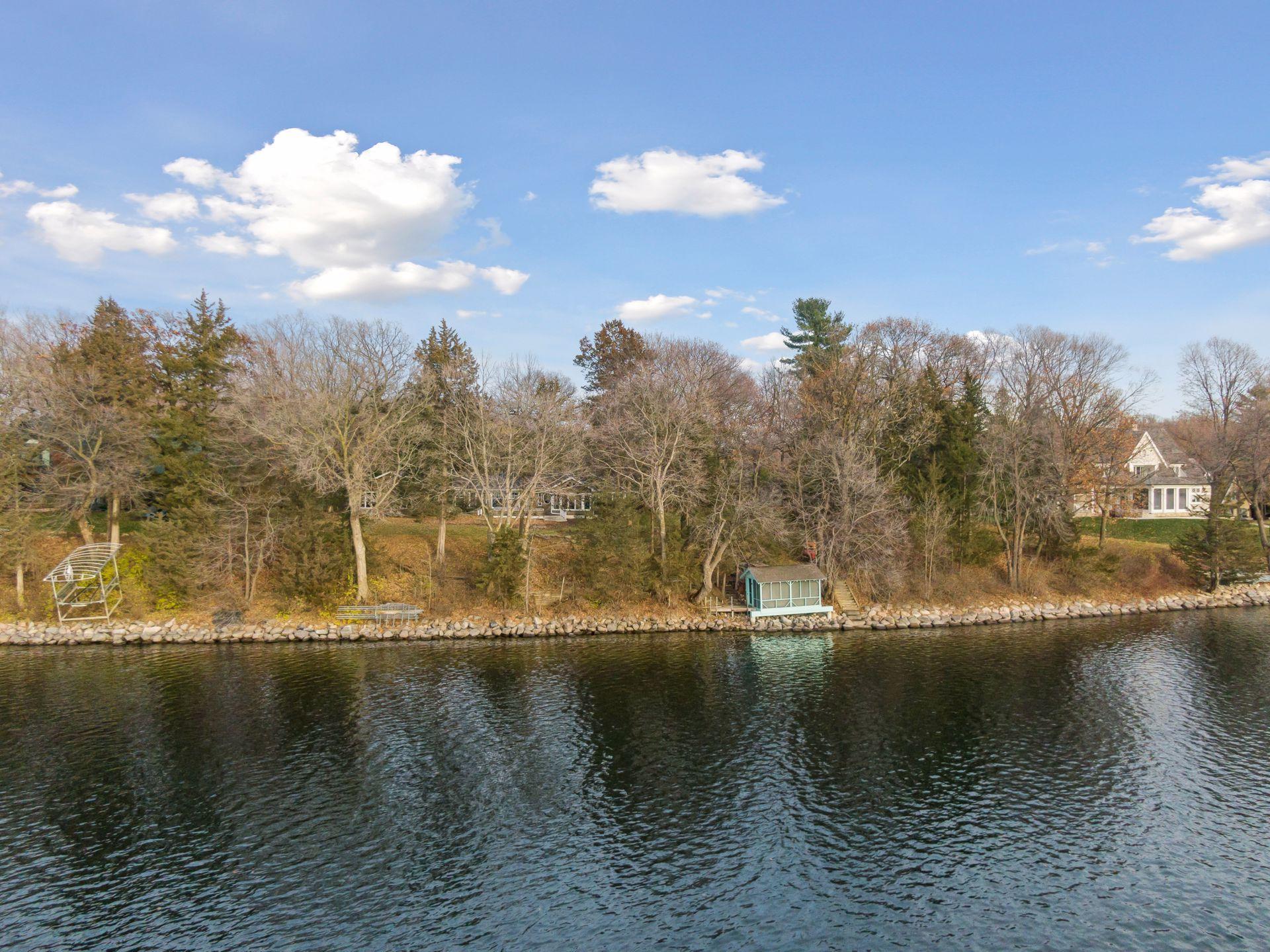 27940 Smithtown Road