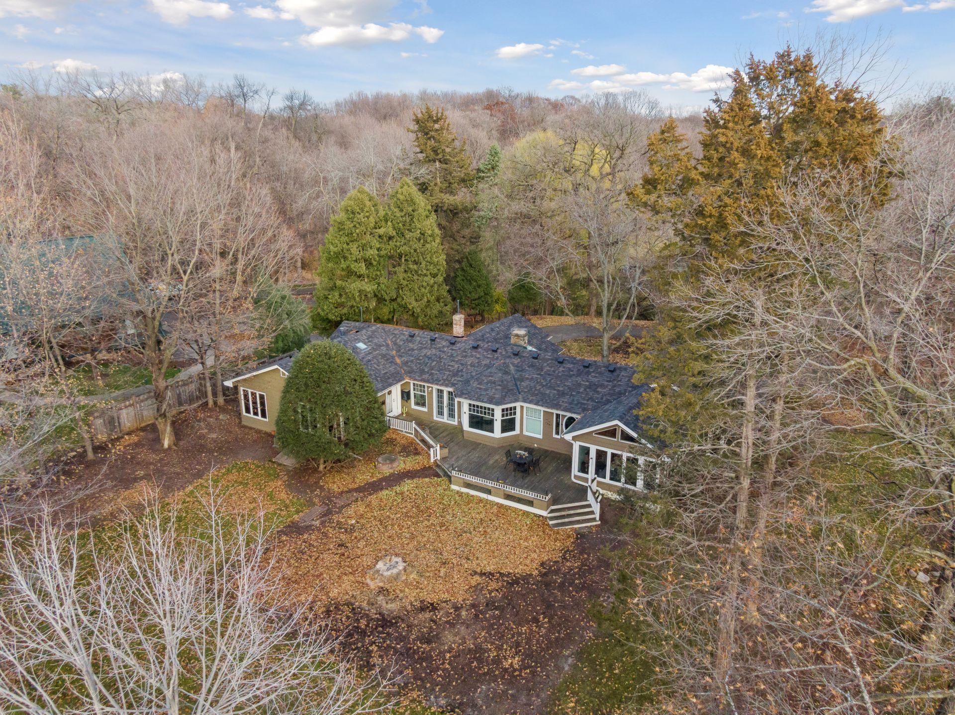 27940 Smithtown Road