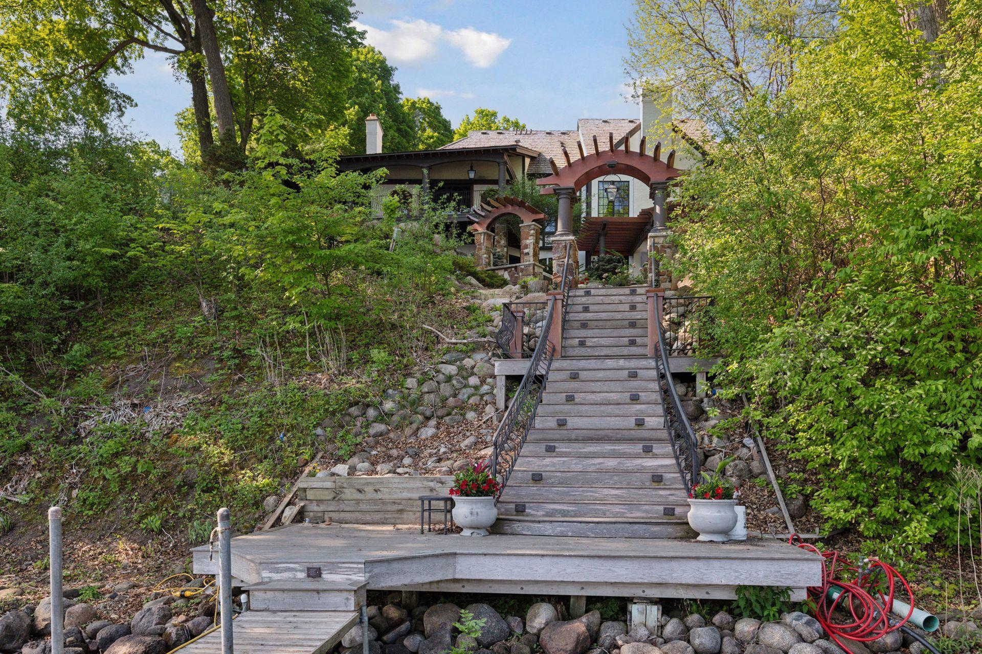 6425 Virginia Drive