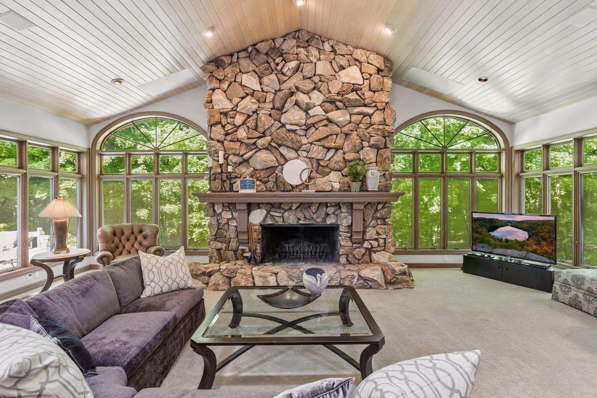 1420 Tamarack Drive
