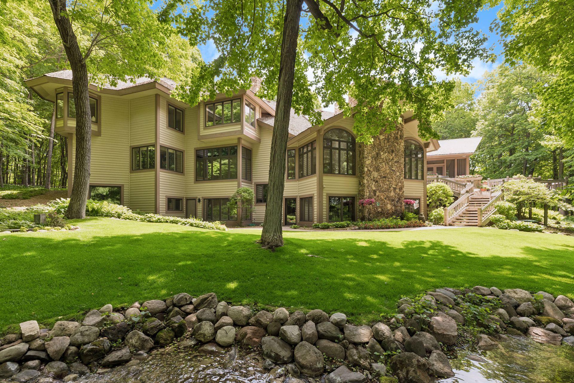 1420 Tamarack Drive