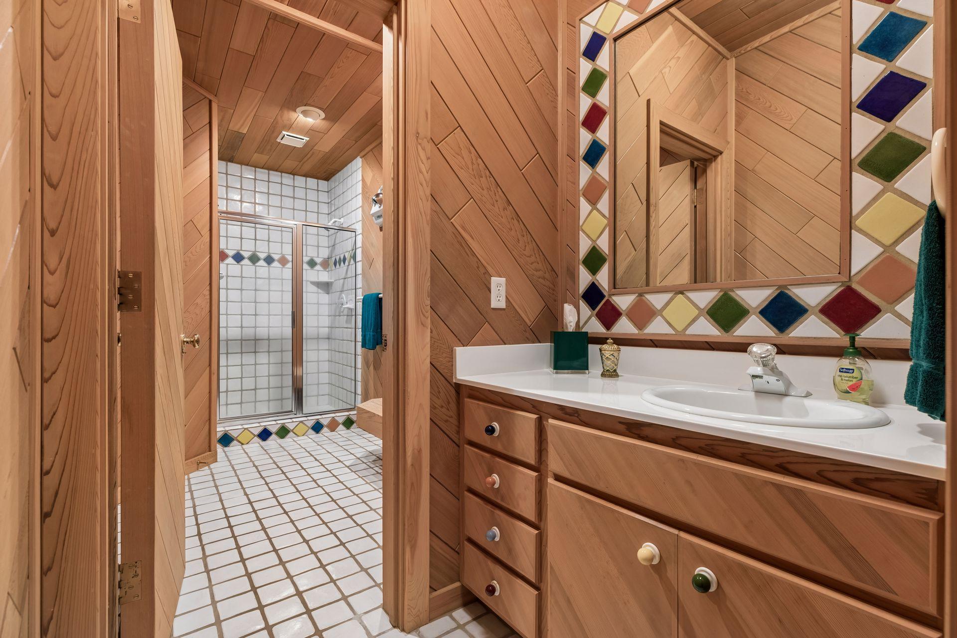 1420 Tamarack Drive