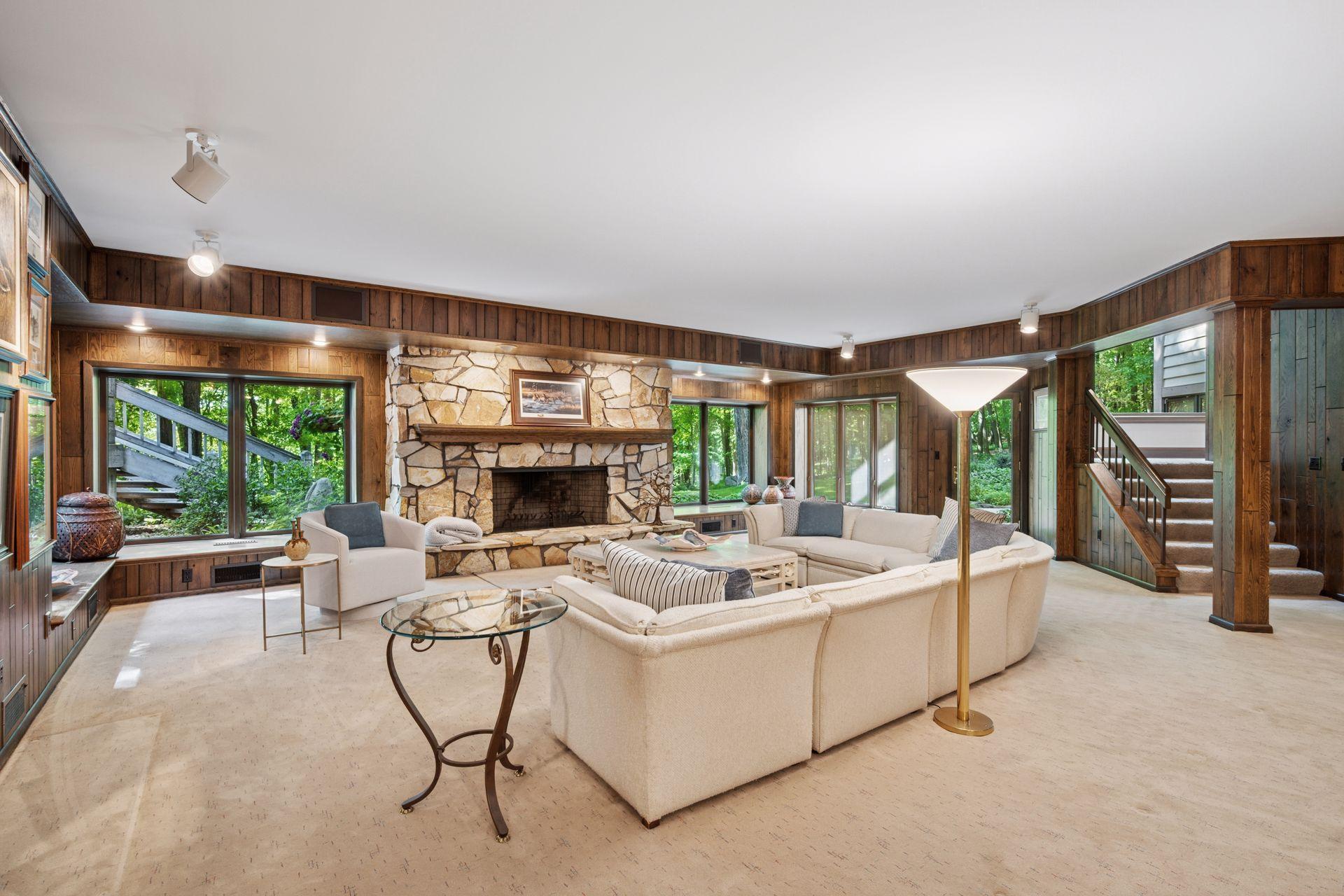 1420 Tamarack Drive
