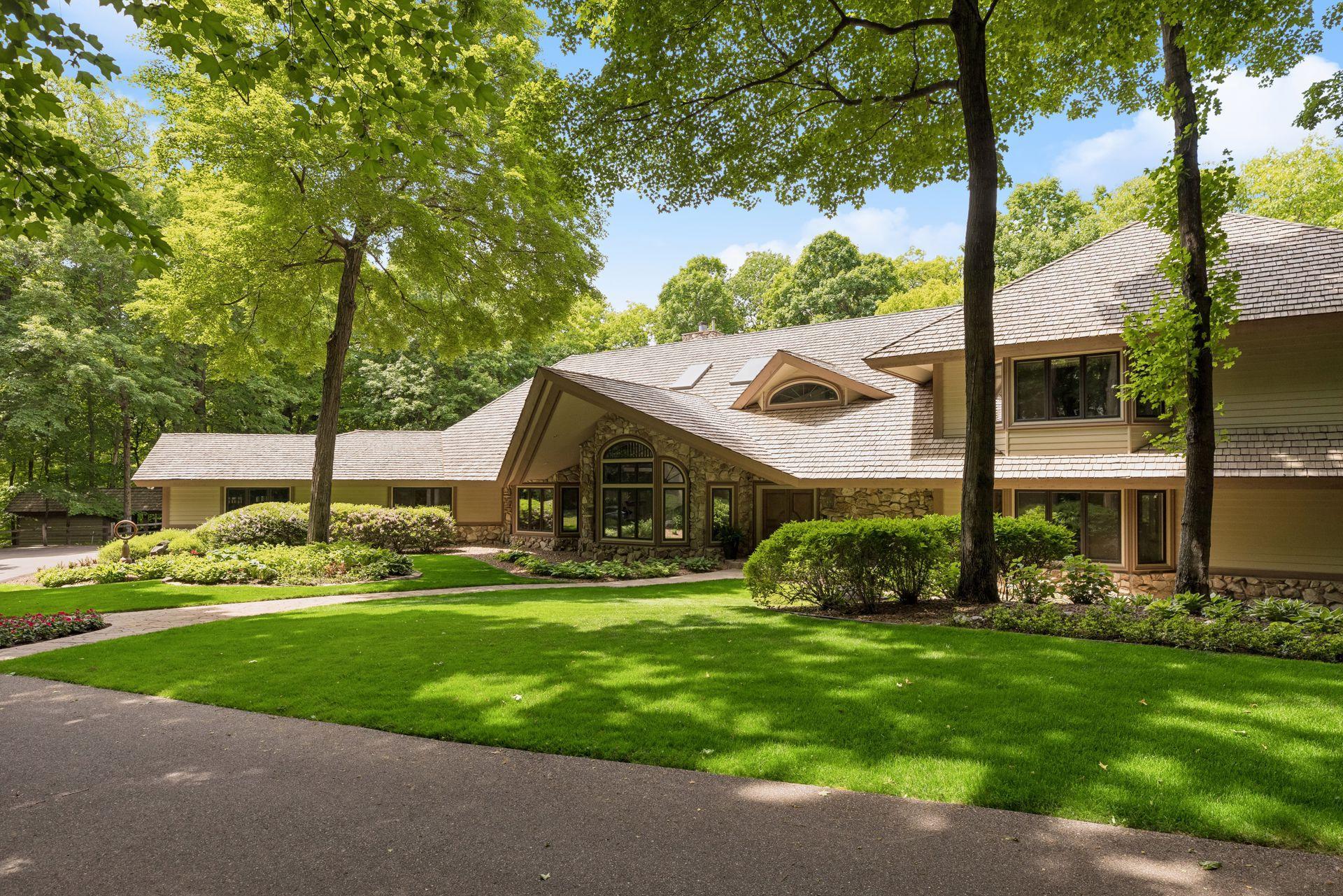1420 Tamarack Drive